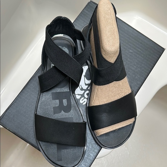 Sorel ELLA ll Black Women's Sandal - Picture 3 of 6